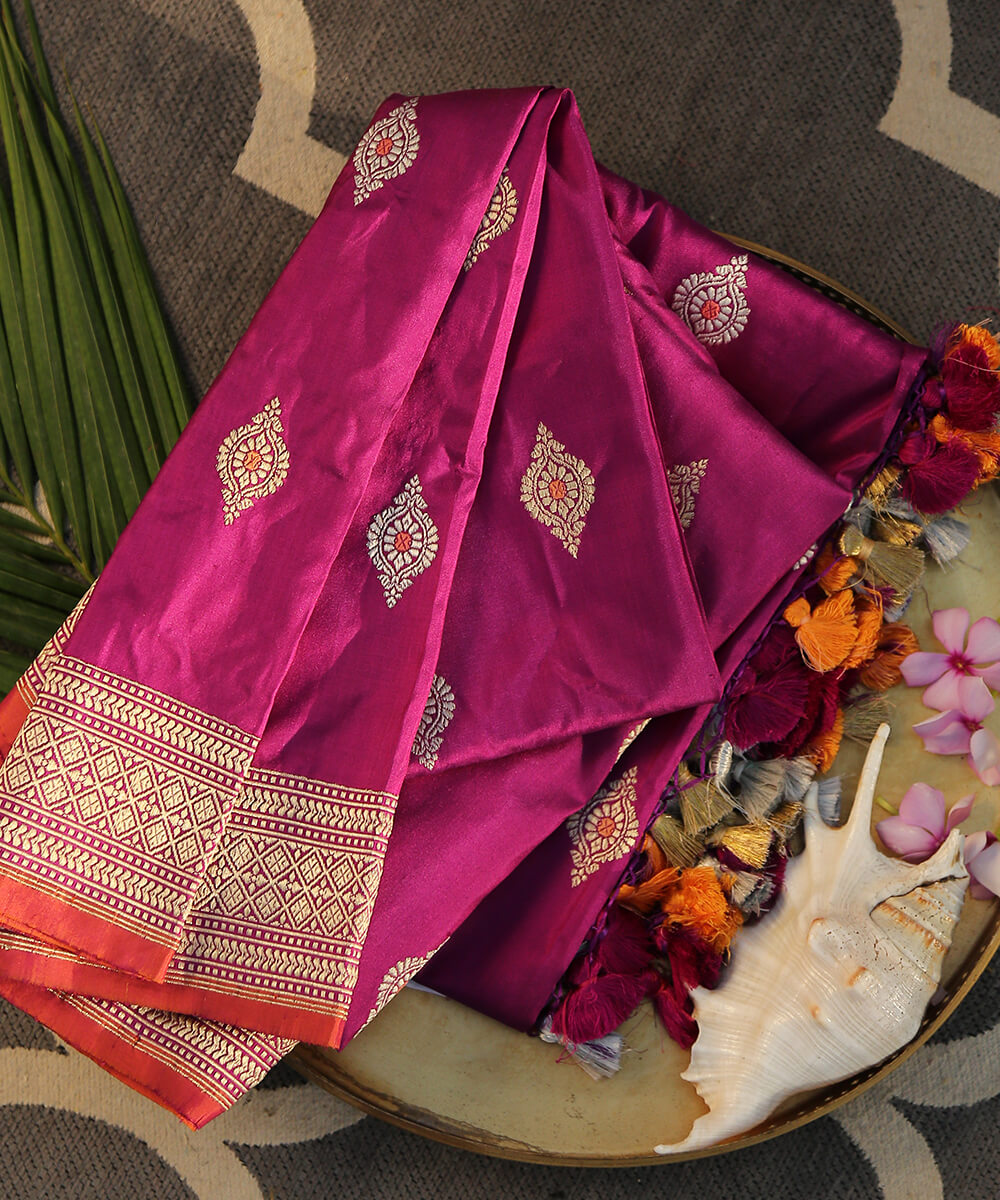 Handloom_Purple_Pure_Katan_Silk_Banarasi_Kadhwa_Booti_Dupatta_with_Meenakari_WeaverStory_01