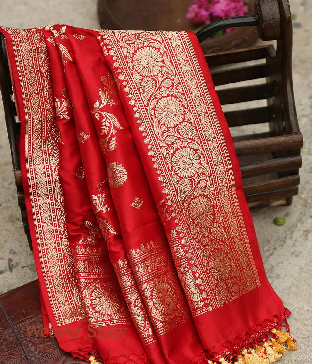 Handloom_Red_Pure_Katan_Silk_Kadhwa_Weave_Dupatta_WeaverStory_01