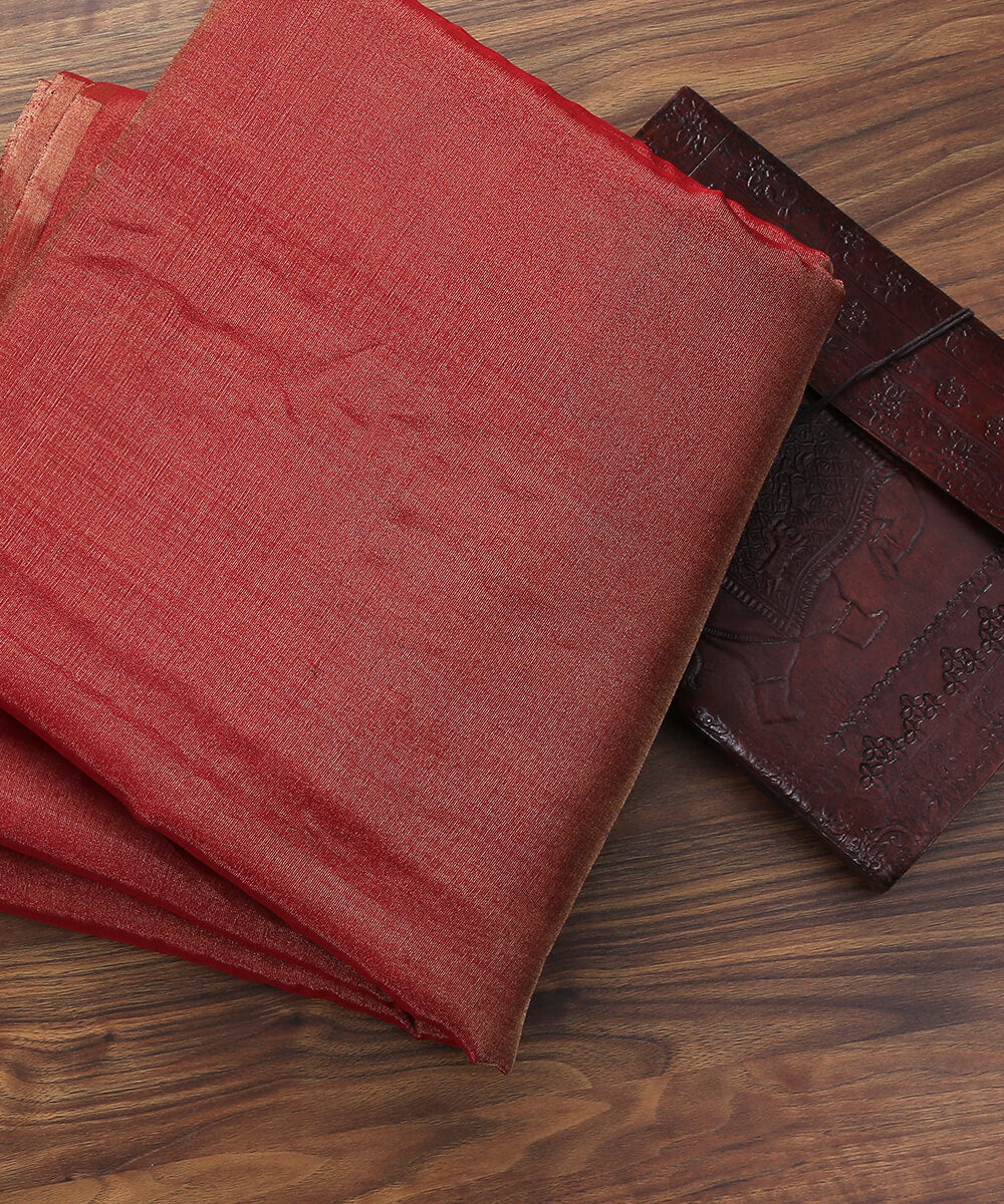 Handloom_Red_And_Gold_Chanderi_Silk_Tissue_Fabric_WeaverStory_01