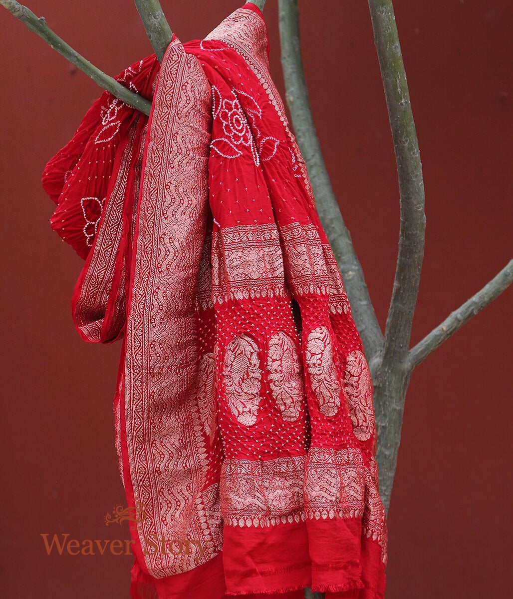 Handloom_Red_Banarasi_Bandhej_Dupatta_WeaverStory_01