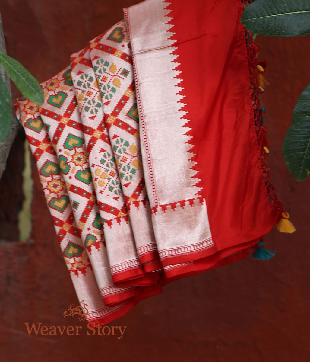 Handloom_Red_Banarasi_Patola_Dupatta_woven_in_Pure_Katan_Silk_WeaverStory_01