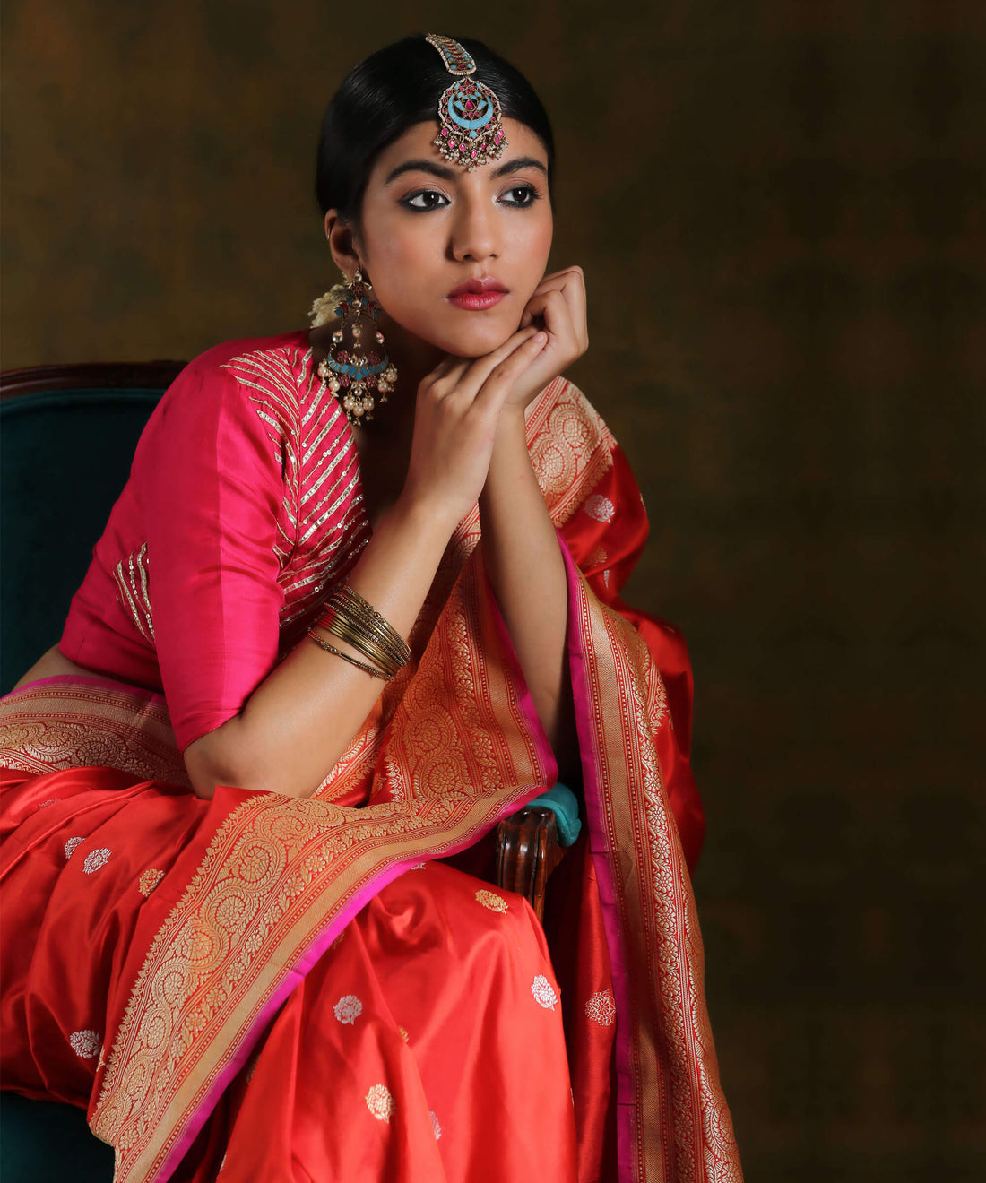 Red_Pure_Katan_Silk_Banarasi_Handloom_Saree_with_Kadhwa_Booti_WeaverStory_01