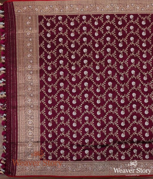 Wine_Pure_Katan_Silk_Banarasi_Handloom_Dupatta_woven_in_Kadhwa_Weave_WeaverStory_02