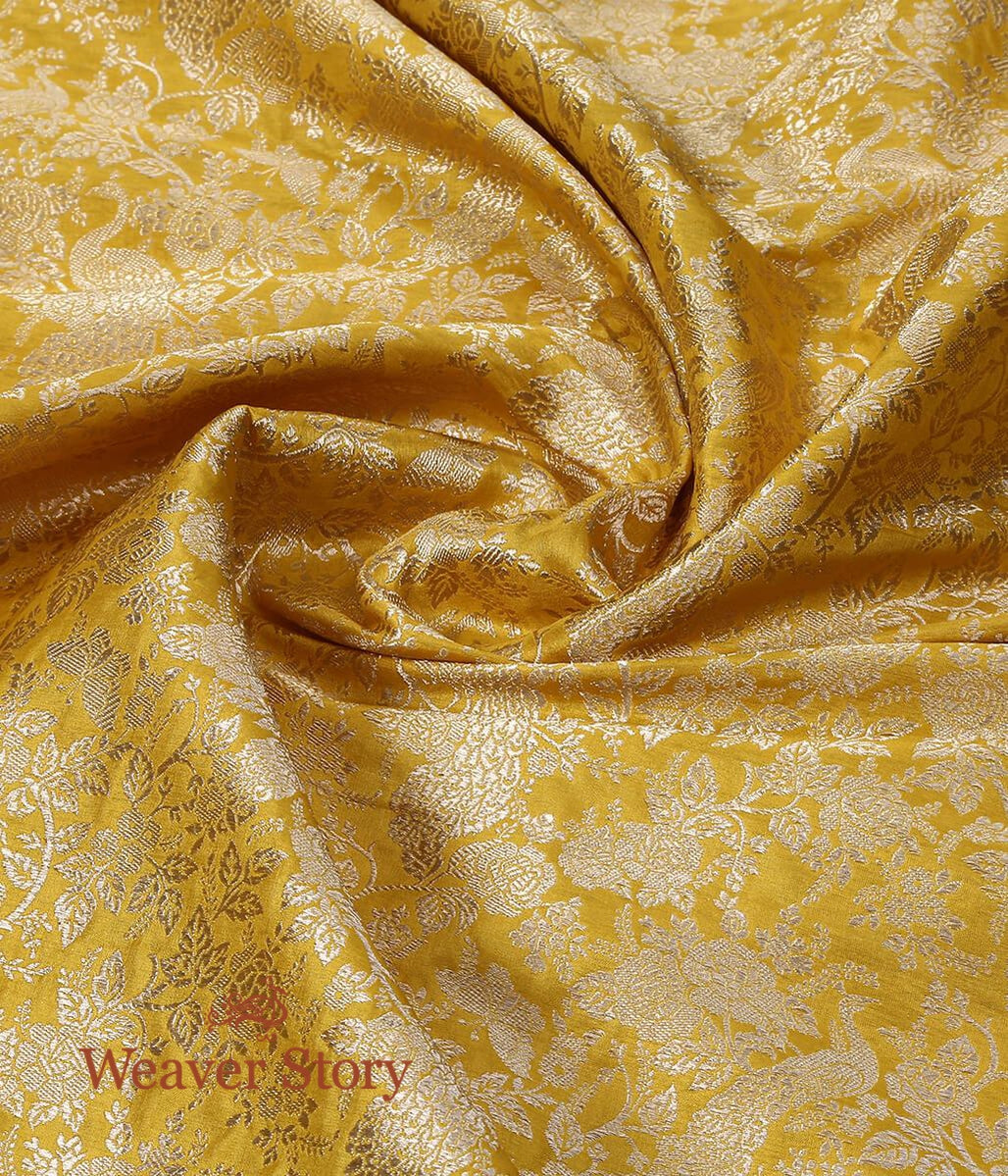 Handloom_Yellow_Mor_Bagh_Shikargah_Fabric_WeaverStory_05
