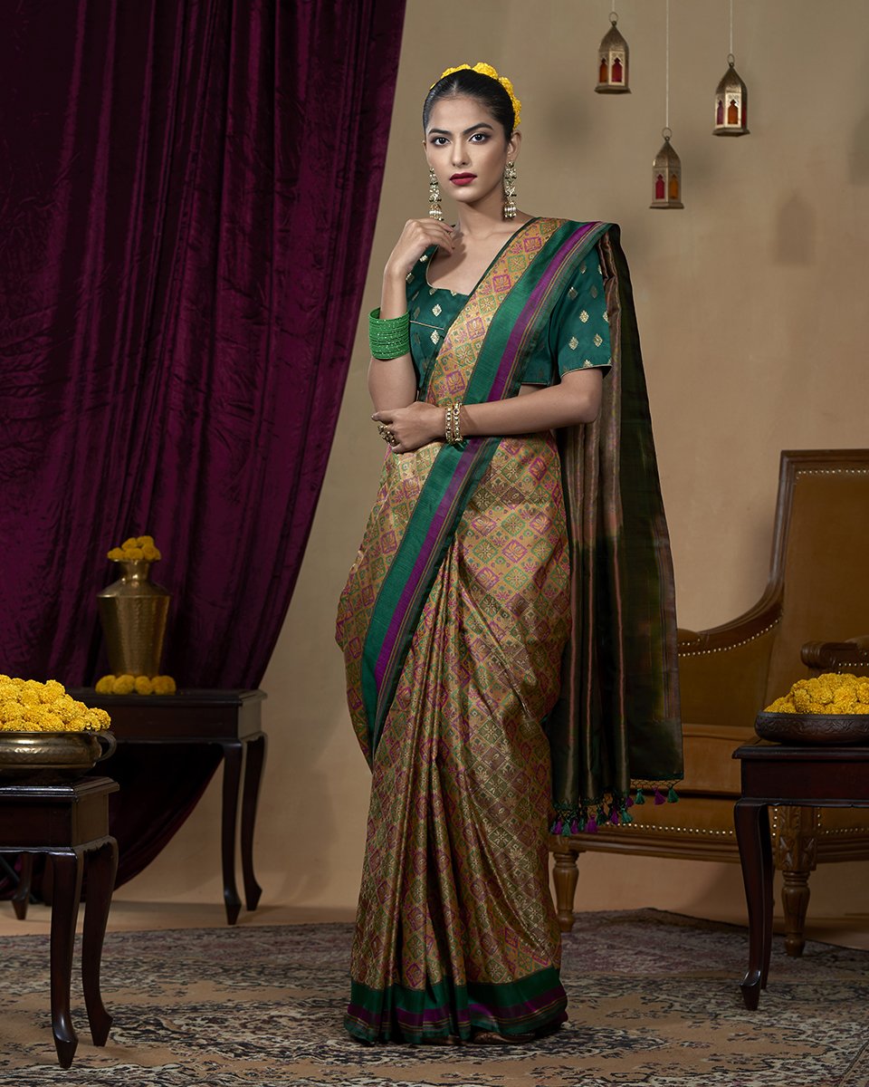 Handloom_Beige_Pure_Katan_Silk_Pashmina_Jamawar_Saree_With_Green_And_Purple_Reshmi_Border_WeaverStory_02
