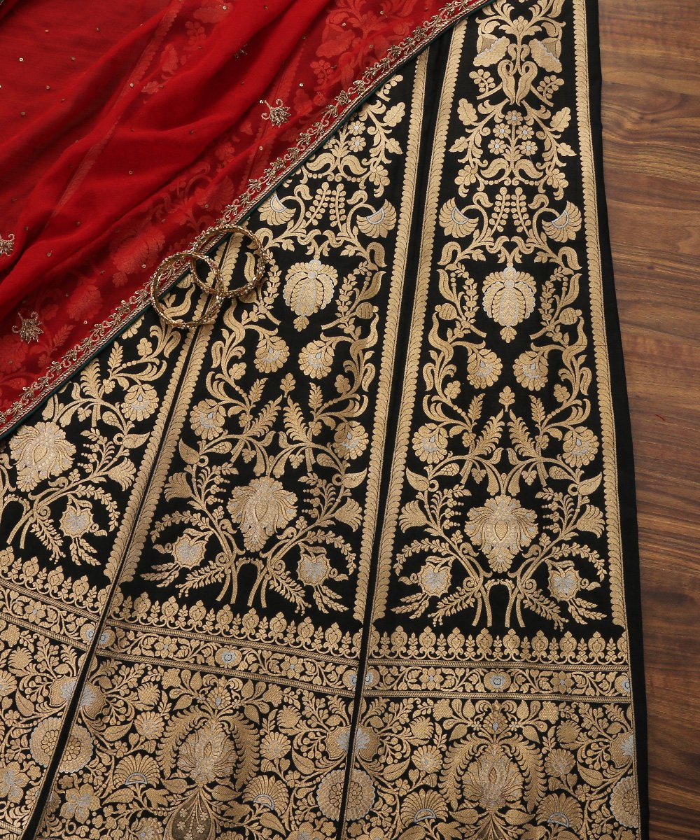 Handloom_Black_Banarasi_Lehenga_with_Sona_Rupa_Zari_Work_and_Tanchoi_Blouse_WeaverStory_01