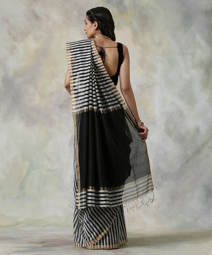 Handloom_Black_Banarasi_Saree_With_Grey_Stripes_Maheshwari_Design_WeaverStory_03