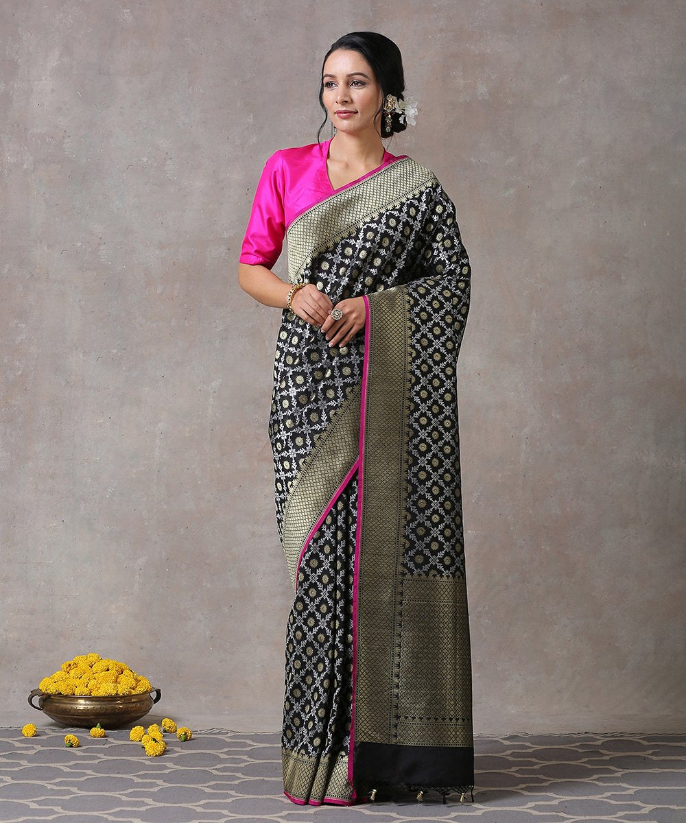 Handloom_Black_Katan_Georgette_Banarasi_Saree_With_Small_Booti_WeaverStory_01