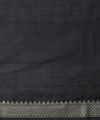 Handloom_Black_Katan_Georgette_Banarasi_Saree_With_Small_Booti_WeaverStory_05