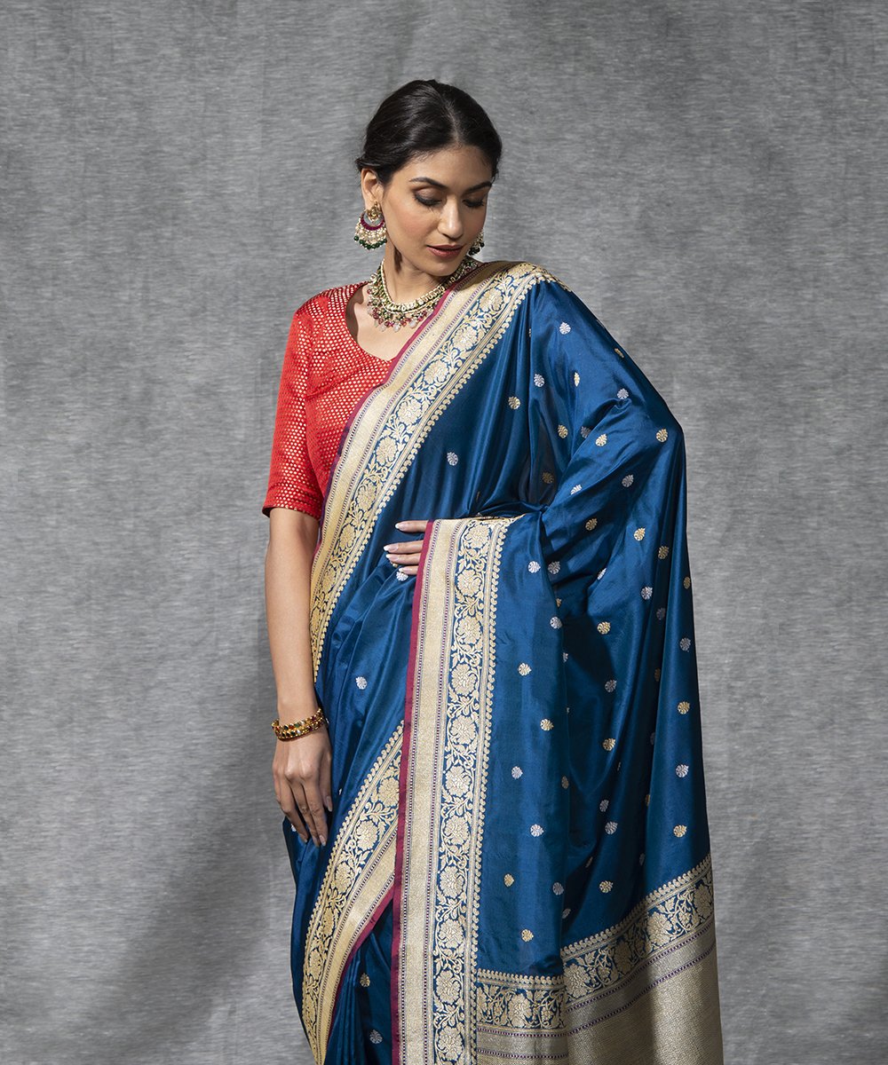 Handloom_Blue_Pure_Katan_Silk_Banarasi_Saree_with_Kadhwa_Booti_and_Maroon_Selvedge_WeaverStory_01