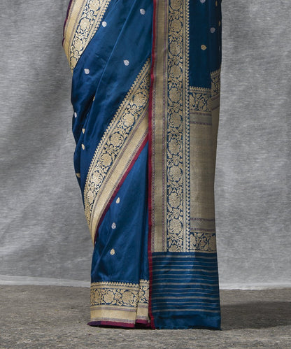 Handloom_Blue_Pure_Katan_Silk_Banarasi_Saree_with_Kadhwa_Booti_and_Maroon_Selvedge_WeaverStory_04