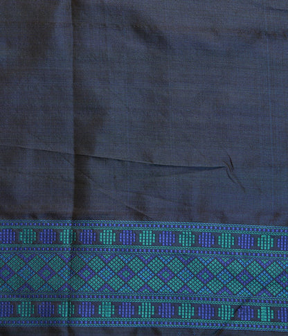 Handloom_Blue_and_Black_Pure_Katan_Silk_Banarasi_Tanchoi_Saree_WeaverStory_05