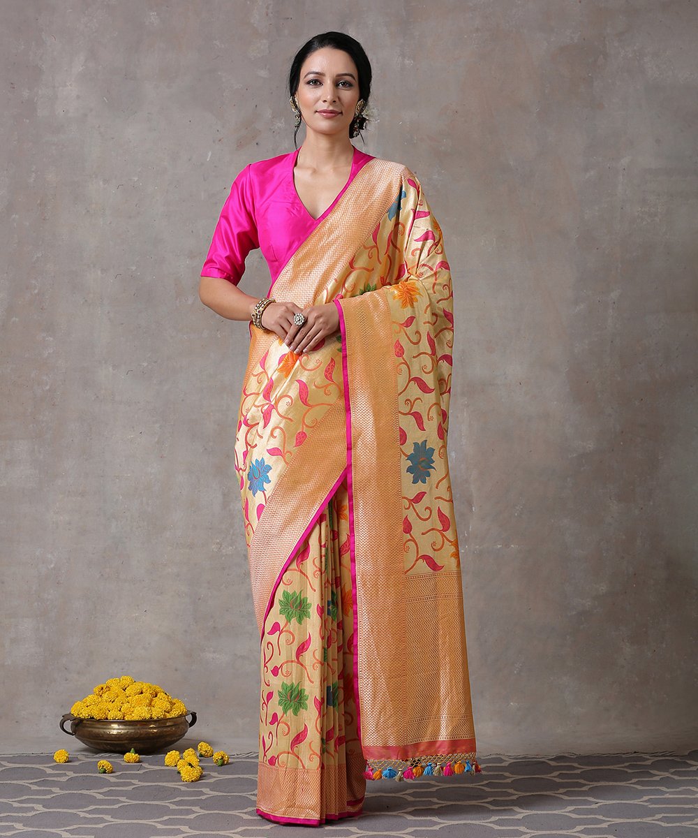 Handloom_Golden_Pure_Katan_Silk_Paithani_Banarasi_Saree_With_Cutwork_Jangla_WeaverStory_01