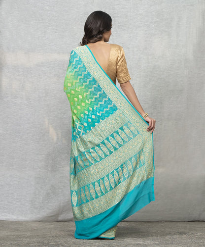 Handloom_Green_And_Blue_Dual_Tone_Pure_Georgette_Banarasi_Bandhej_Saree_WeaverStory_03