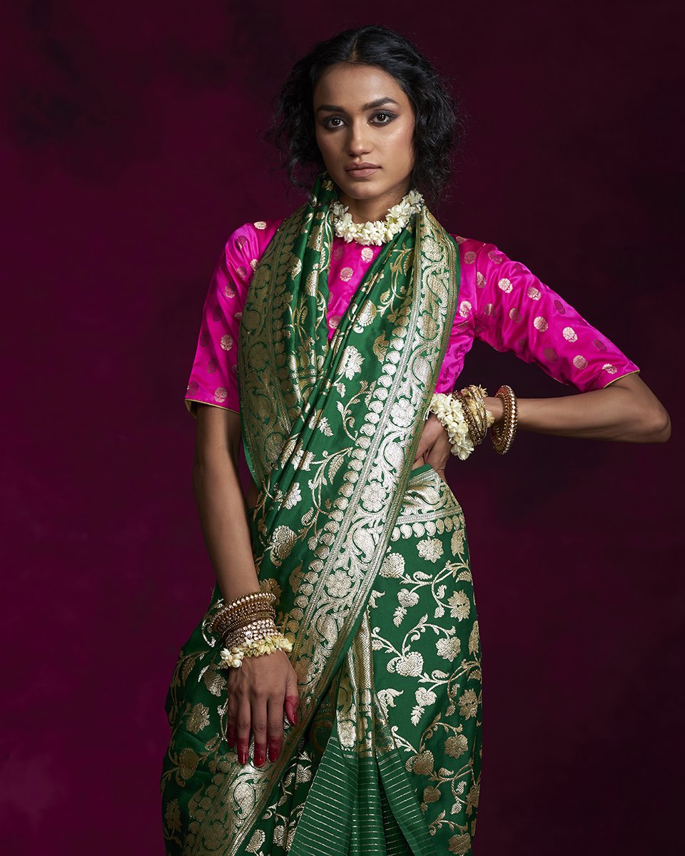 Handloom_Green_Katan_Silk_Kadhwa_Banarasi_Saree_with_all_over_zari_Jaal_WeaverStory_01