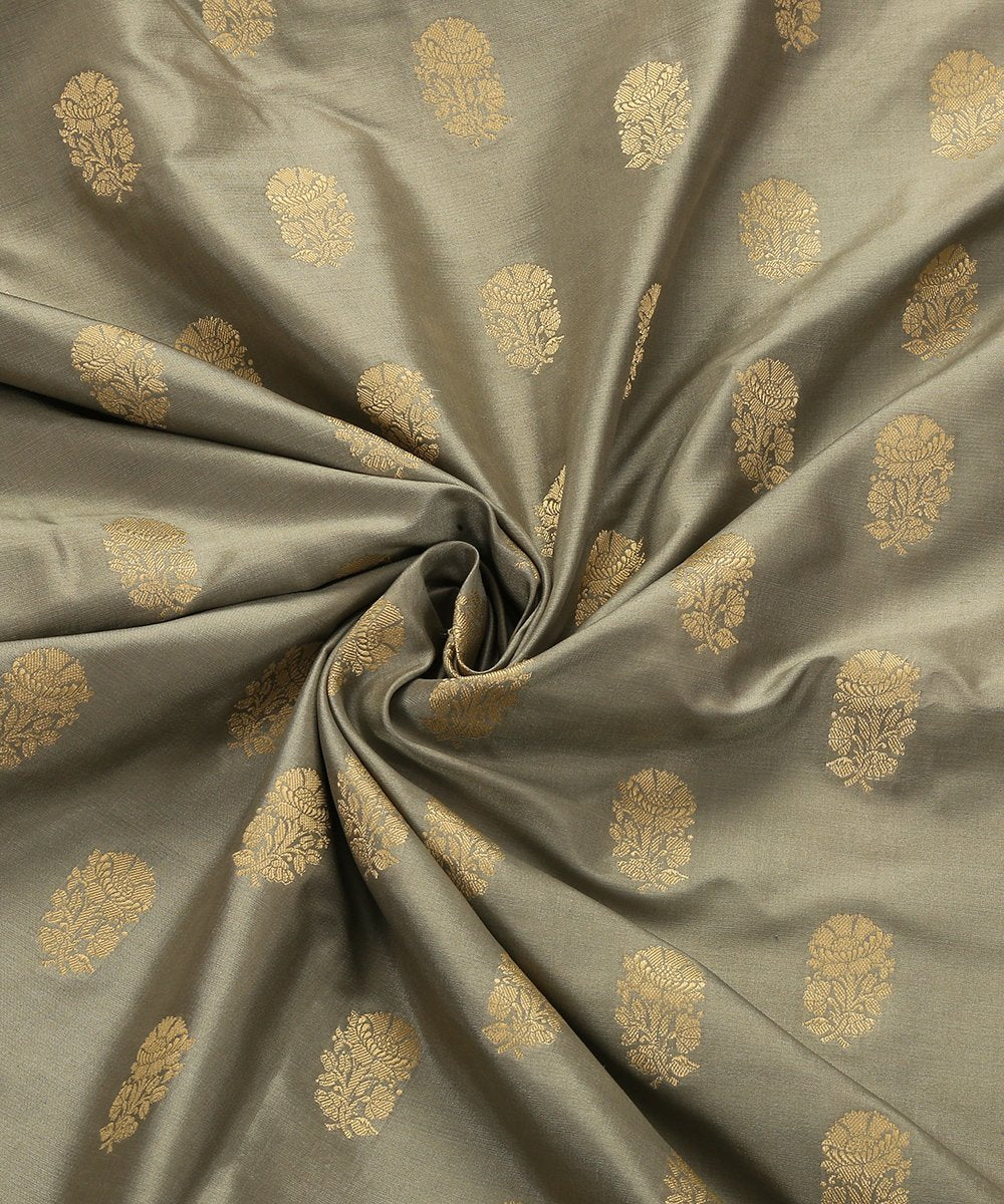 Handloom_Grey_Pure_Katan_Silk_Banarasi_Fabric_with_Floral_Motifs_WeaverStory_05
