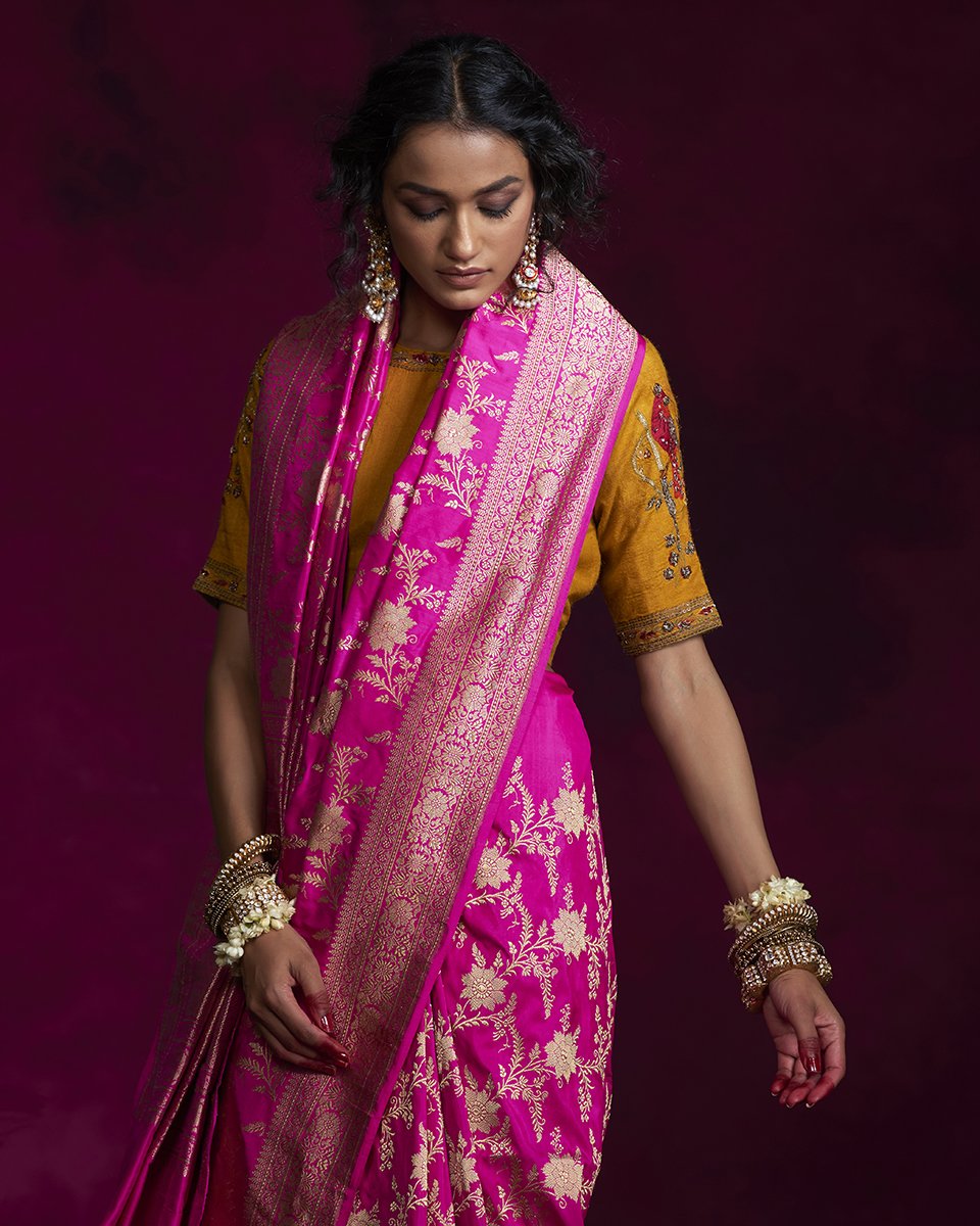 Handloom_Hot_Pink_Kadhwa_Katan_Silk_Banarasi_Saree_with_Jangla_Design_WeaverStory_01