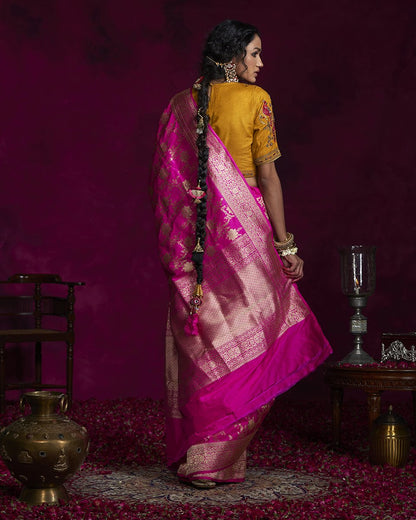 Handloom_Hot_Pink_Kadhwa_Katan_Silk_Banarasi_Saree_with_Jangla_Design_WeaverStory_03