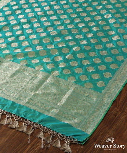 Handloom_Light_Blue_Katan_Silk_Banarasi_Dupatta_with_Cutwork_and_Booti_Design_WeaverStory_03