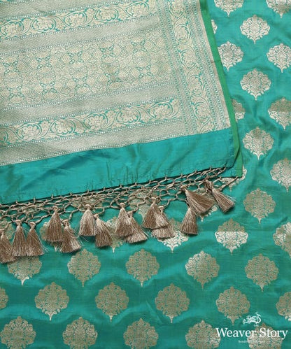 Handloom_Light_Blue_Katan_Silk_Banarasi_Dupatta_with_Cutwork_and_Booti_Design_WeaverStory_04