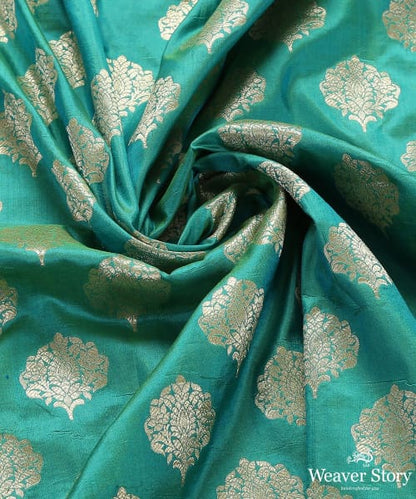 Handloom_Light_Blue_Katan_Silk_Banarasi_Dupatta_with_Cutwork_and_Booti_Design_WeaverStory_05