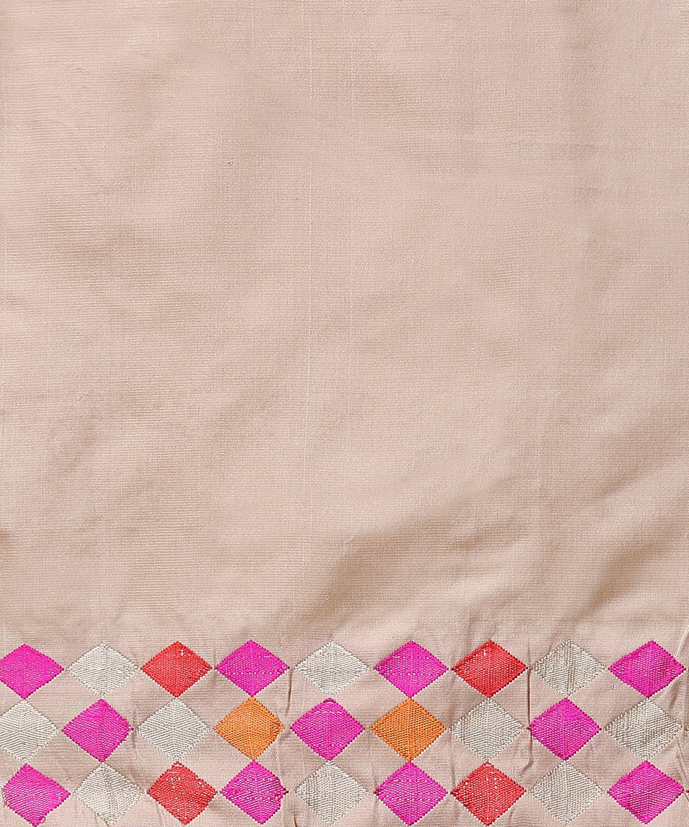 Handloom_Light_Brown_Pure_Katan_Silk_Tanchoi_Banarasi_Saree_with_Meenakari_WeaverStory_05