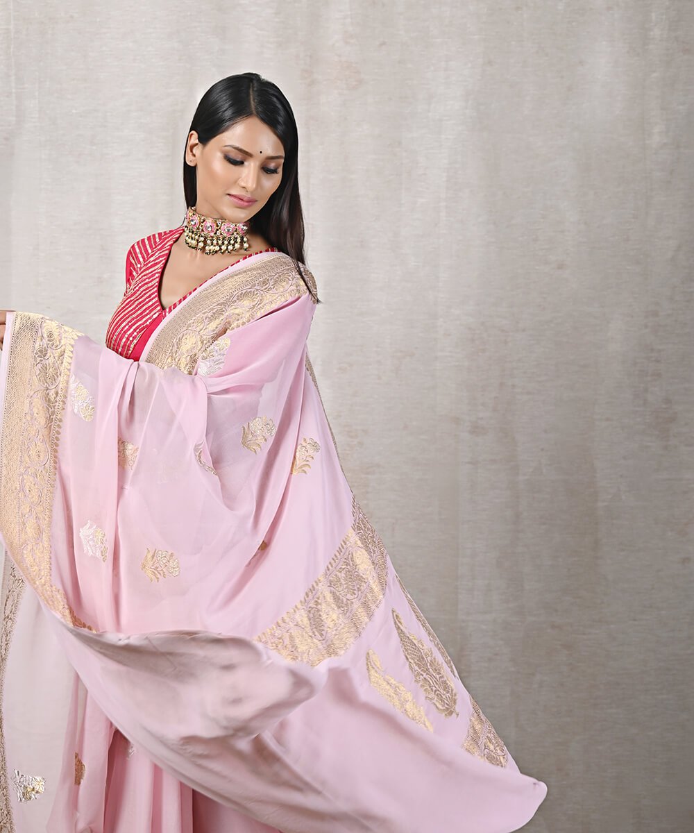 Handloom_Light_Pink_Banarasi_Georgette_Kadhwa_Saree_with_Booti_WeaverStory_01