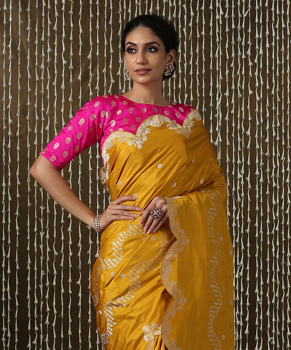 Handloom_Mustard_Banarasi_Saree_with_Scallop_Border_and_Red_Blouse_WeaverStory_01