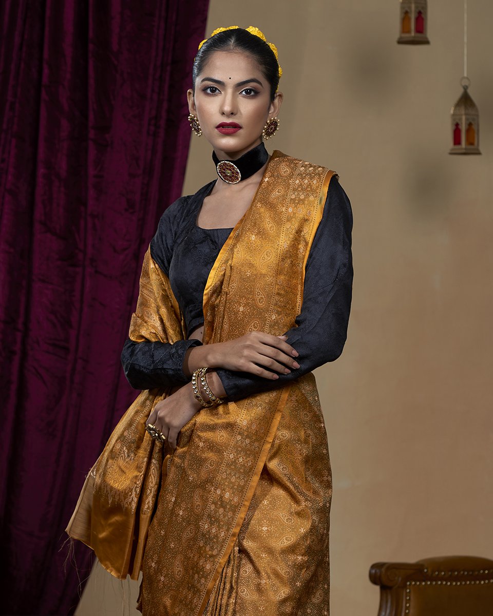 Handloom_Mustard_Zari_Booti_Reshmi_Tanchoi_Pure_Katan_Silk_Banarasi_Saree_With_Meenakari_WeaverStory_01