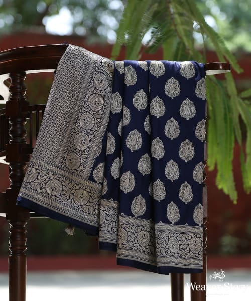 Handloom_Navy_Blue_Katan_Silk_Banarasi_Dupatta_with_Cutwork_and_Booti_Design_WeaverStory_01