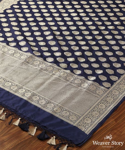 Handloom_Navy_Blue_Katan_Silk_Banarasi_Dupatta_with_Cutwork_and_Booti_Design_WeaverStory_03