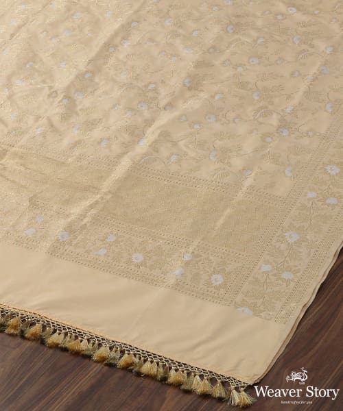 Handloom_Offwhite_Katan_Silk_Banarasi_Dupatta_Gold_And_Silver_Zari_Kadhwa_Jangla_WeaverStory_04