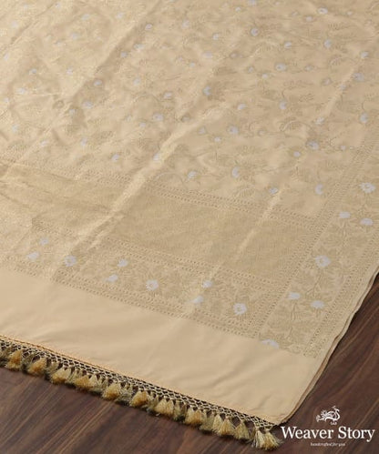 Handloom_Offwhite_Katan_Silk_Banarasi_Dupatta_Gold_And_Silver_Zari_Kadhwa_Jangla_WeaverStory_04
