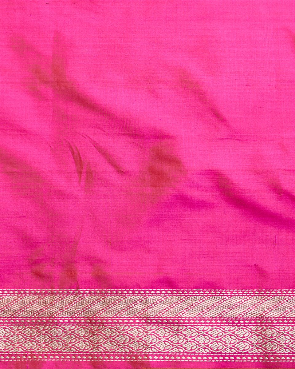 Handloom_Pink_and_Orange_Kimkhab_Shikargah_Banarasi_Saree._WeaverStory_05