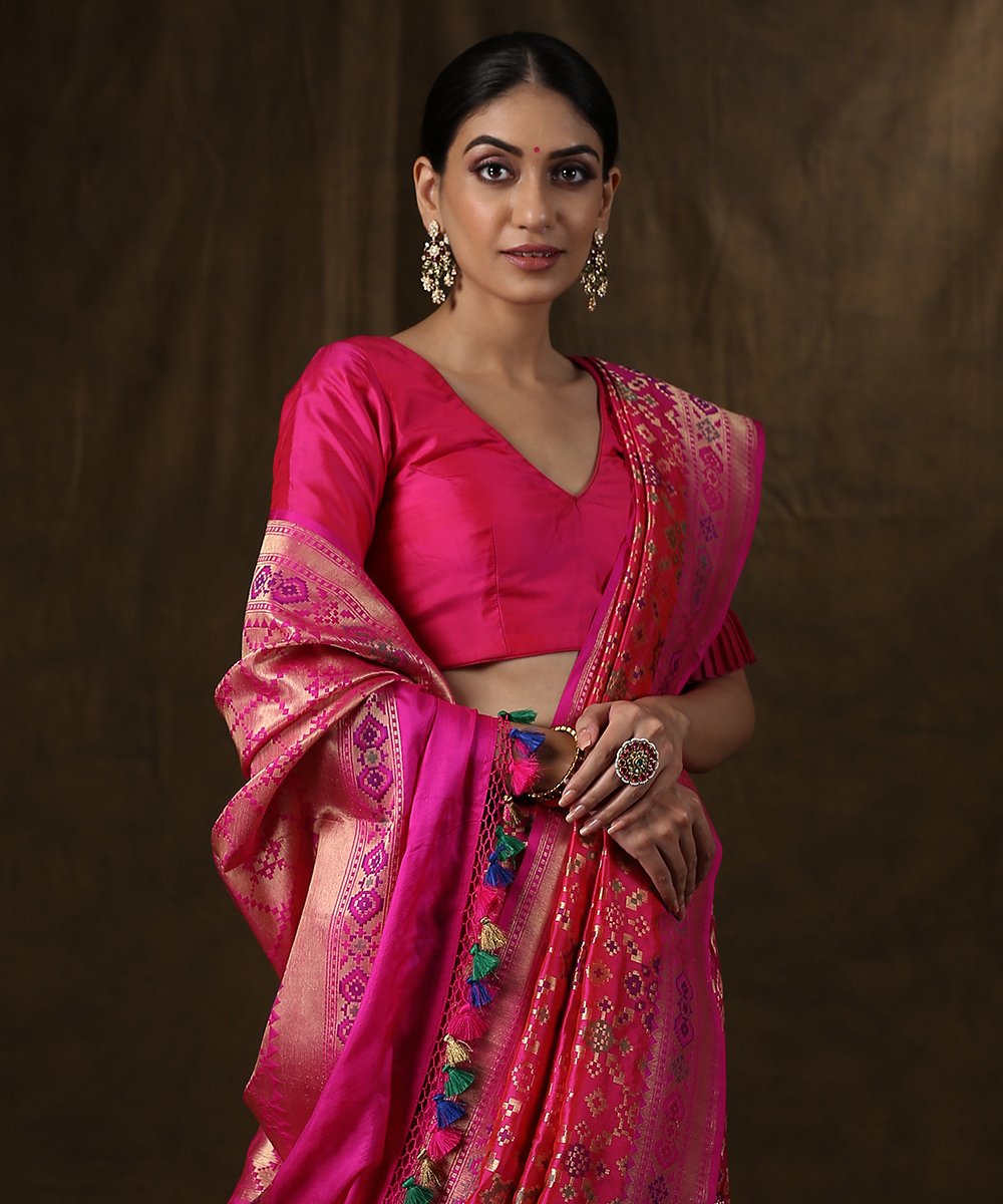 Handloom_Pink_Katan_Silk_Banarasi_Patola_Saree_with_Meenakari_Design_WeaverStory_01