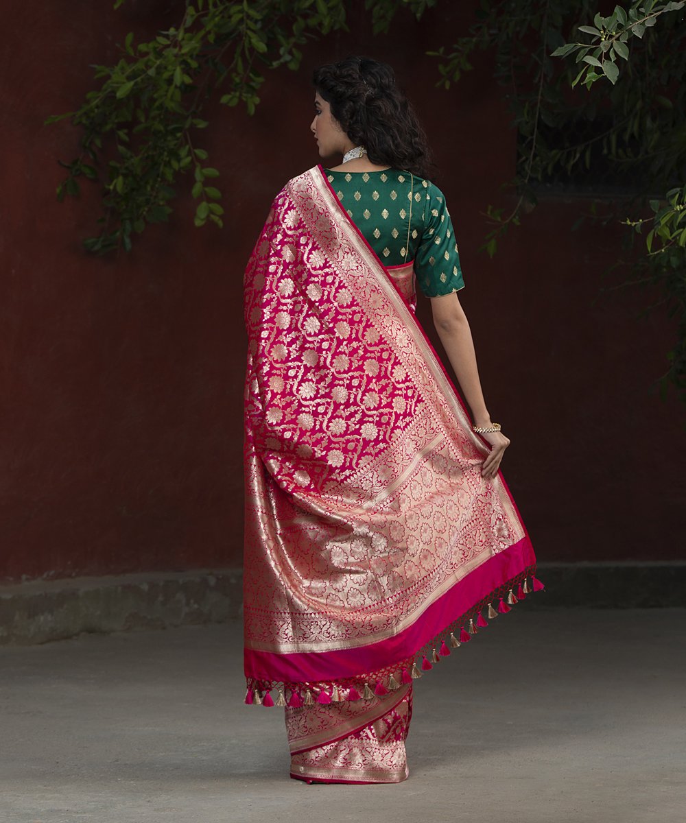 Handloom_Pink_Katan_Silk_Cutwork_Banarasi_Saree_with_Mehraab_Jaal_WeaverStory_03