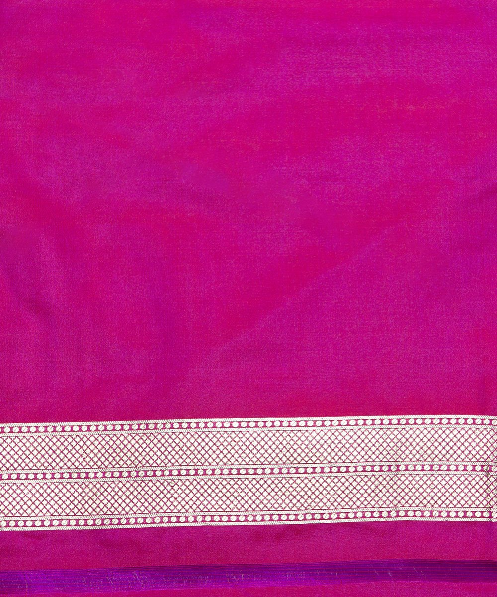 Handloom_Plum_Cutwork_Katan_Silk_Banarasi_Saree_with_Booti_WeaverStory_05