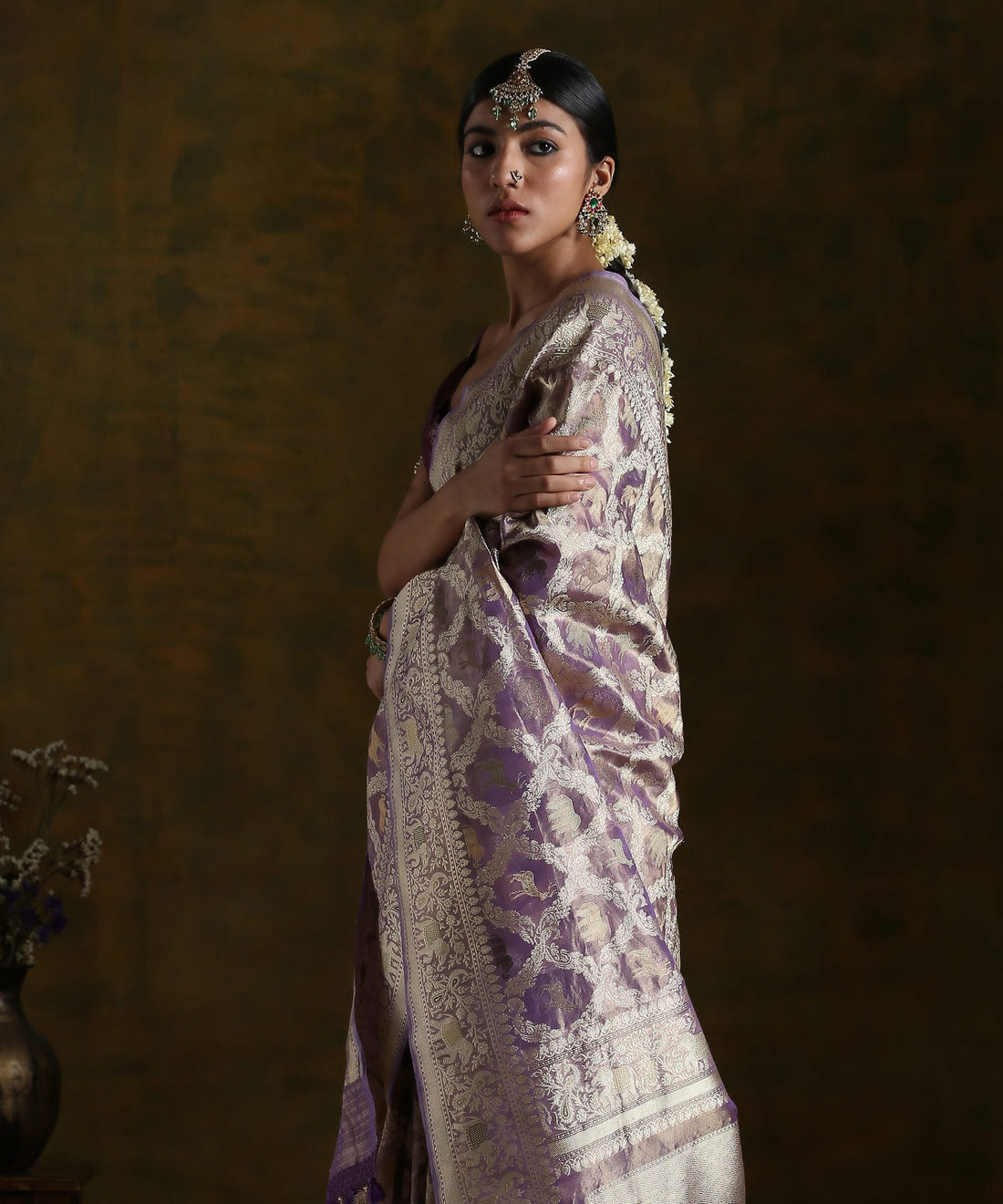 Handloom_Purple_and_Gold_Pure_Kora_Tissue_Banarasi_Shikargah_Saree_WeaverStory_01