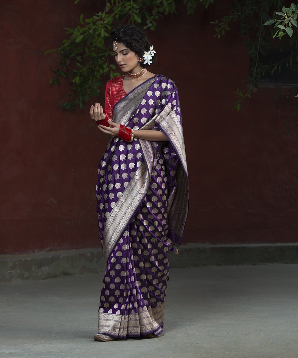 Handloom_Purple_Cutwork_Katan_Silk_Banarasi_Saree_with_Pankhi_Booti_WeaverStory_02