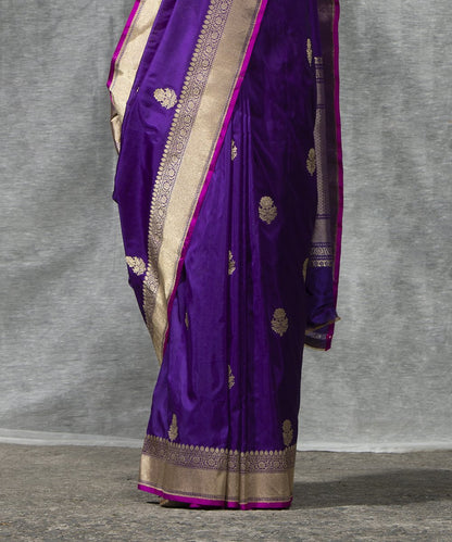 Handloom_Purple_Kadhwa_Katan_Silk_Banarasi_Saree_With_Boota_Design_and_Pink_Selvedge_WeaverStory_04