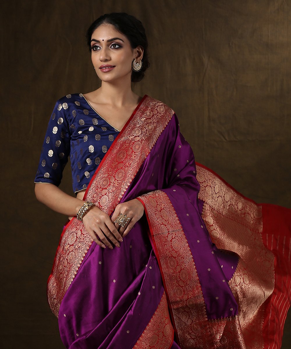 Handloom_Purple_Katan_Silk_Banarasi_Saree_With_Red_Border_and_Small_Booti_WeaverStory_01