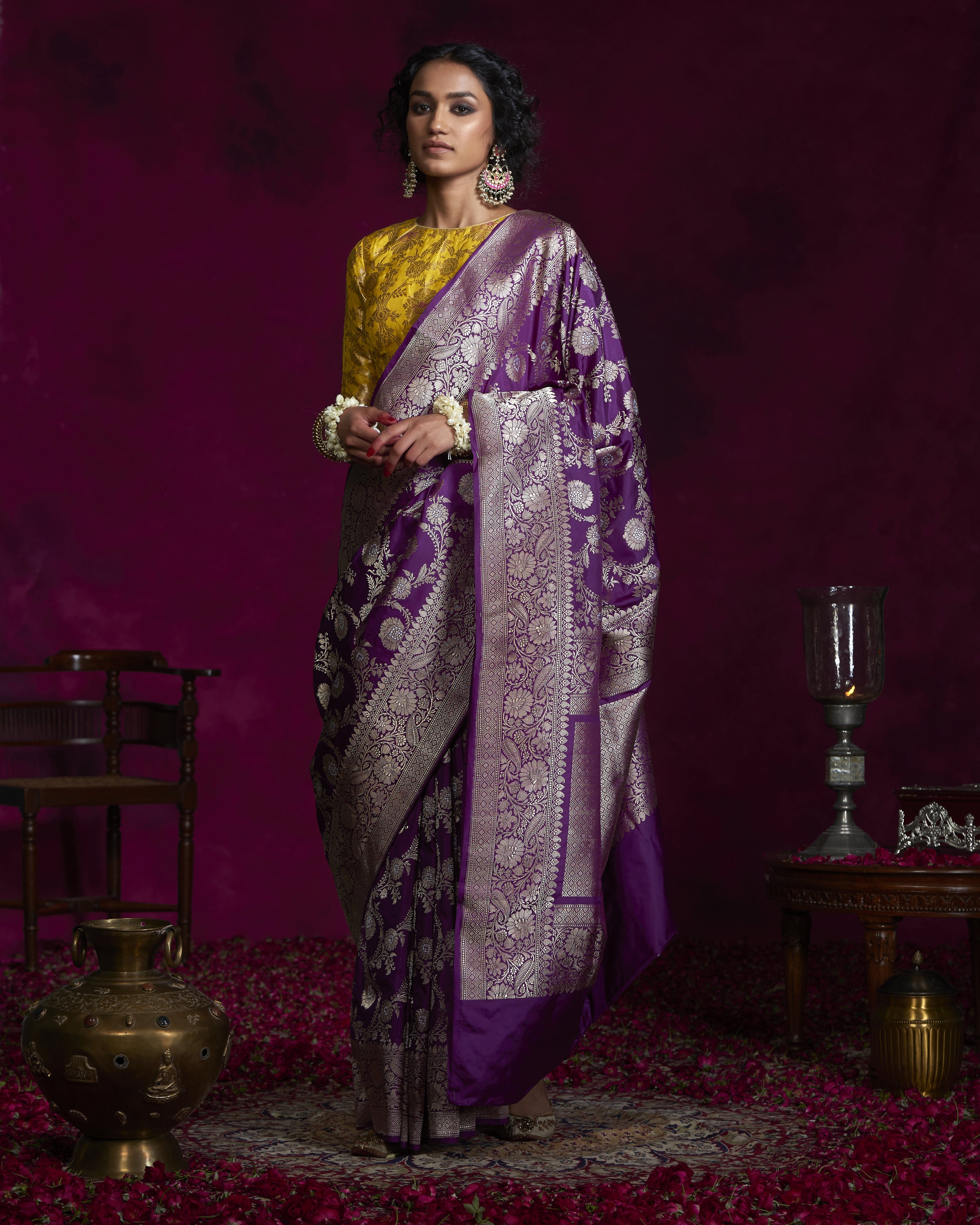 Handloom_Purple_Katan_Silk_Banarasi_Saree_with_Kadhwa_Weave_and_Floral_Jaal_WeaverStory_02