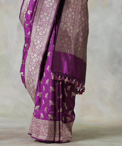 Handloom_Purple_Pure_Katan_Silk_Banarasi_Saree_with_Traditional_Motifs_WeaverStory_04