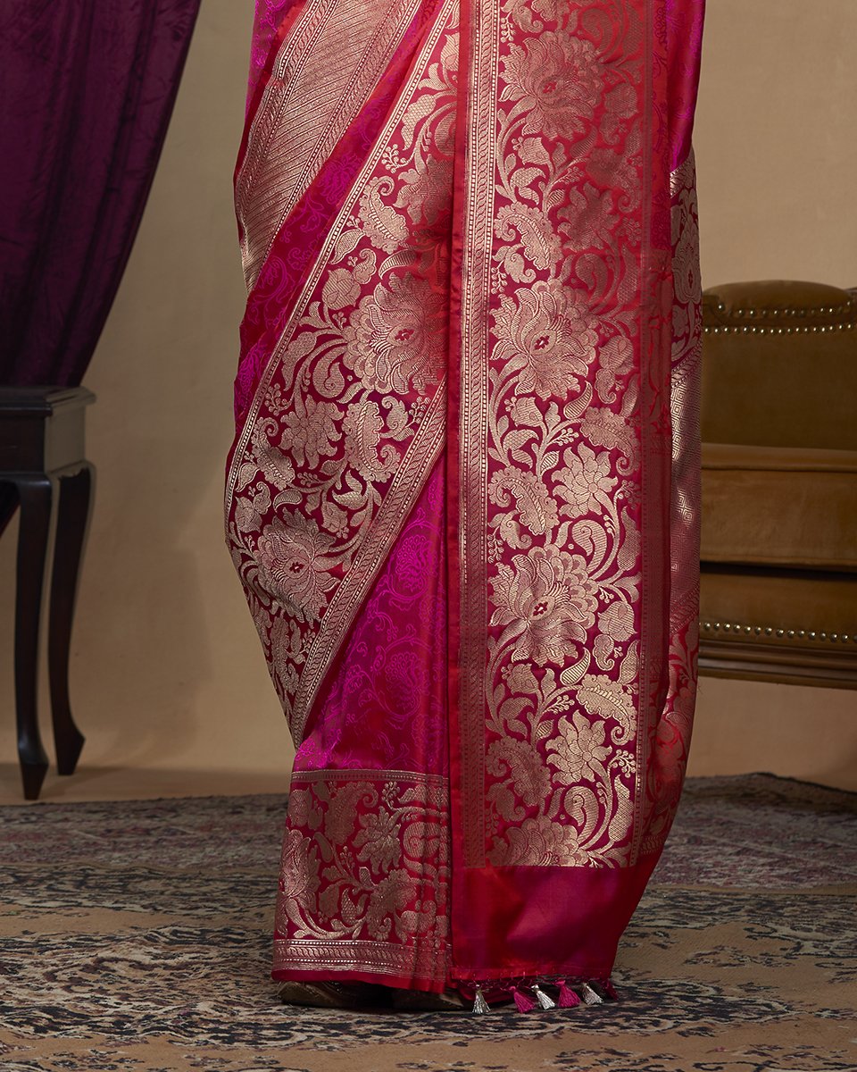 Handloom_Rani_Pink_Mehraab_Border_Pure_Katan_Silk_Tanchoi_Banarasi_Saree_WeaverStory_04