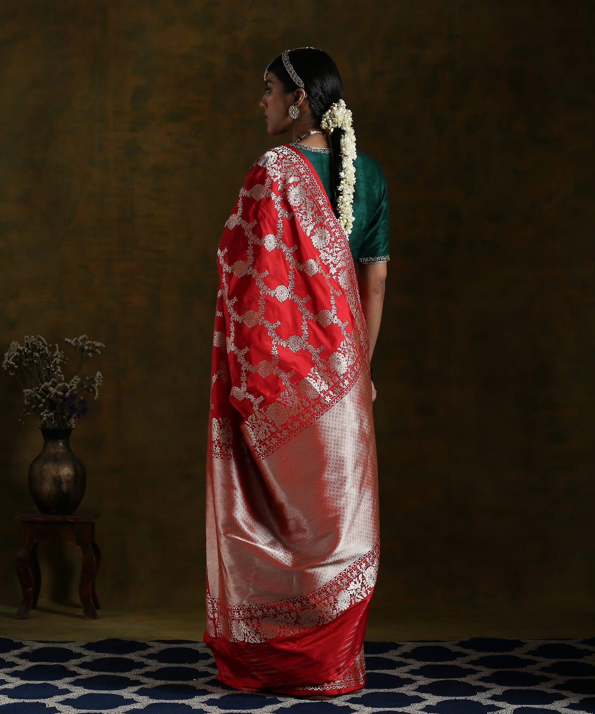 Red_Handloom_Katan_Silk_Saree_with_Kadhua_Floral_Jaal_WeaverStory_03