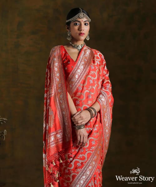 Bridal_Red_Pure_Katan_Silk_Banarasi_Handloom_Kadhua_Jangla_Saree_WeaverStory_01