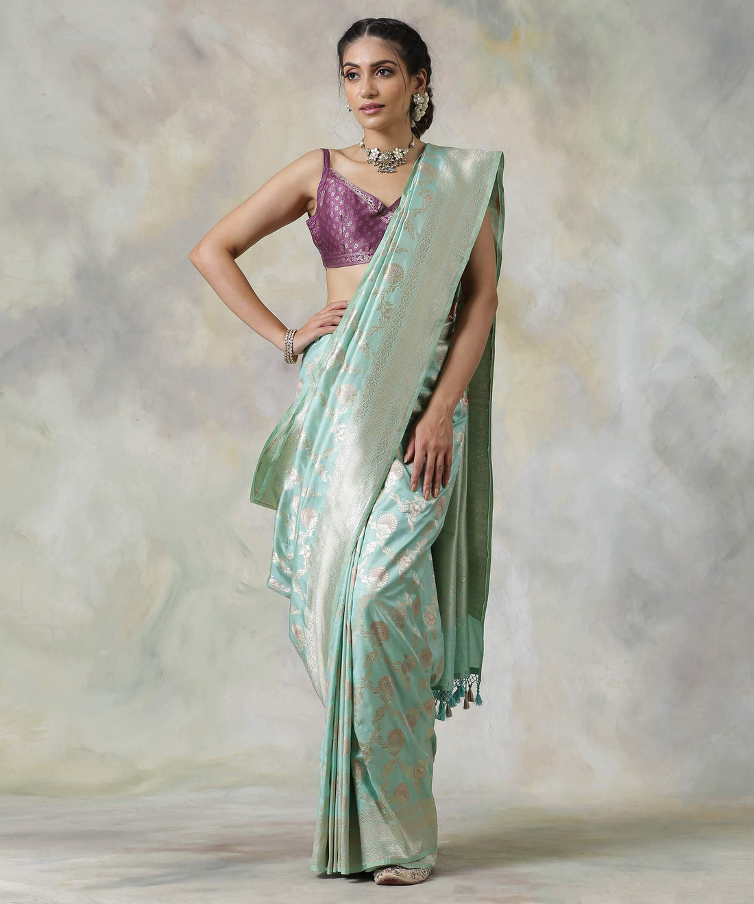 Handloom_Sea_Green_Katan_Silk_Banarasi_Jangla_Saree_WeaverStory_02