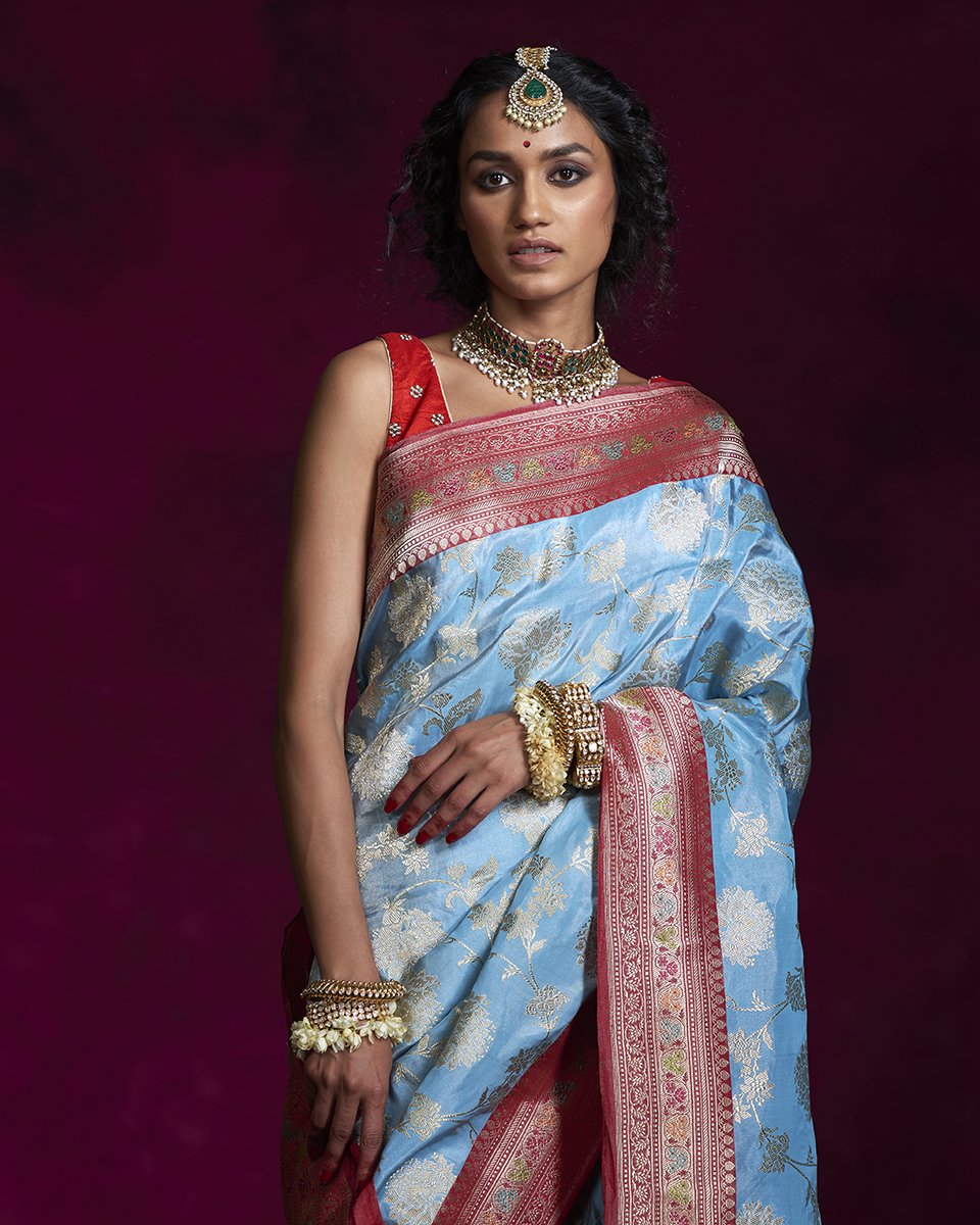 Handloom_Sky_Blue_Tissue_Banarasi_Saree_with_Jangla_Design_and_Pink_Border_WeaverStory_01