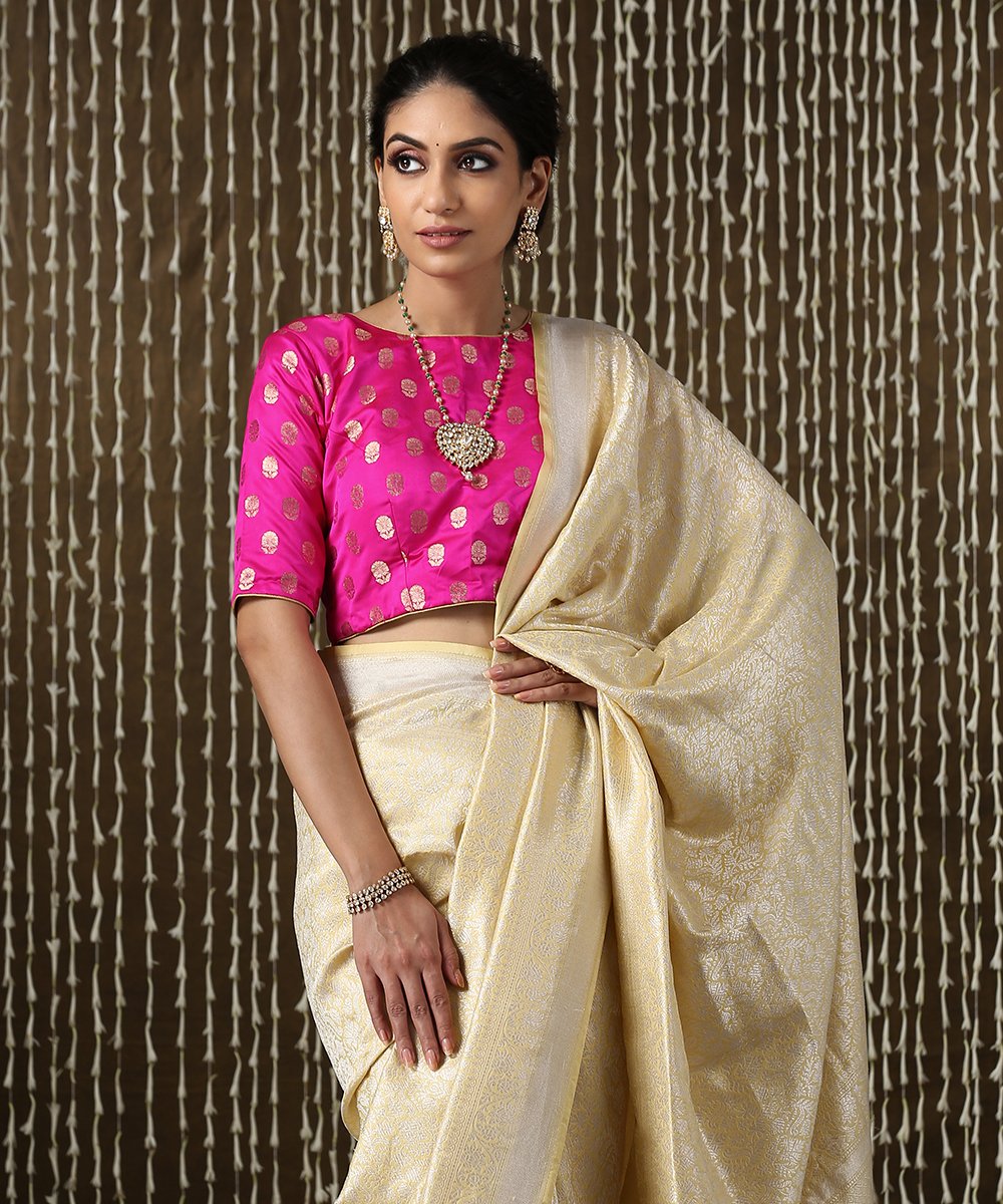 Handloom_Pale_Yellow_Brocade_Kimkhab_Banarasi_Saree_With_Silver_Zari_WeaverStory_01