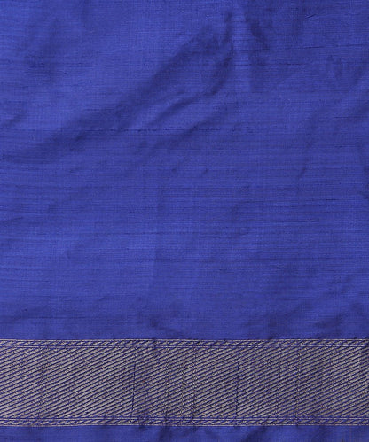 Handloom_Yellow_Pure_Katan_Silk_Banarasi_Saree_With_Purple_Floral_Border_WeaverStory_05